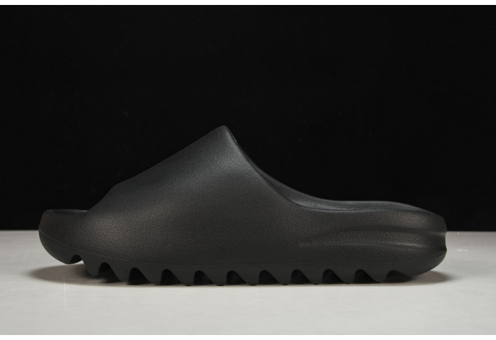Y**zy slide“resin” hq6448