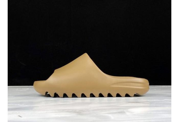 Y**zy slides 
