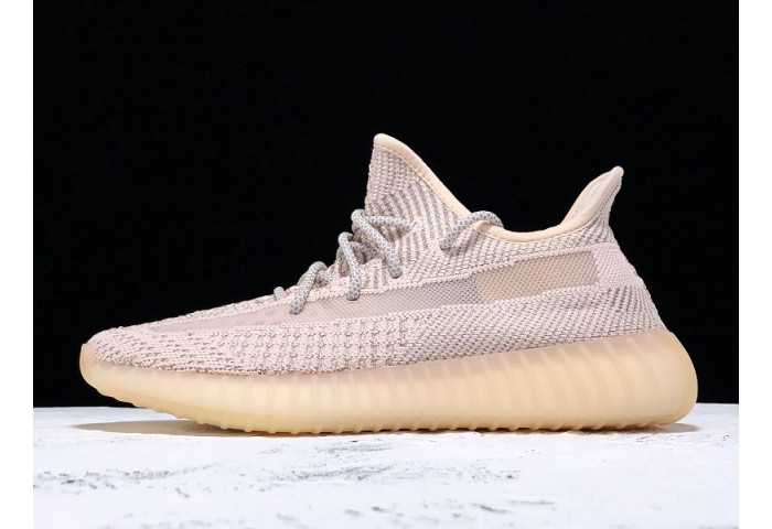 Y**zy boost 350 v2 synth (reflective) fv5666