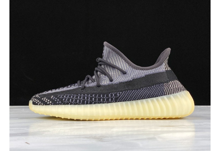 Y**zy boost 350 v2 asriel fz5000