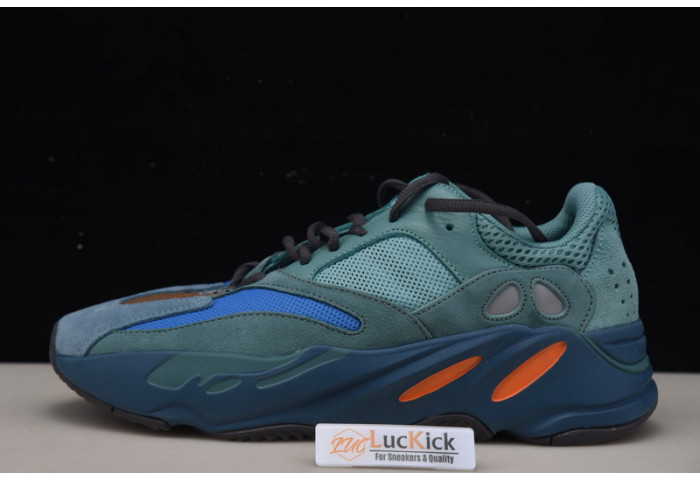 Y**zy boost 700 sea blue gz2002