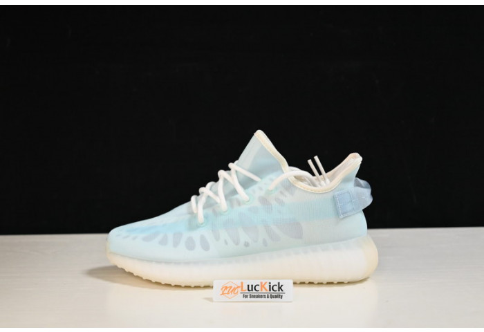Y**zy boost 350 v2 mono ice gw2869