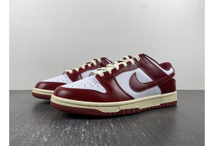 dunk low prm “team red”   j4555-100