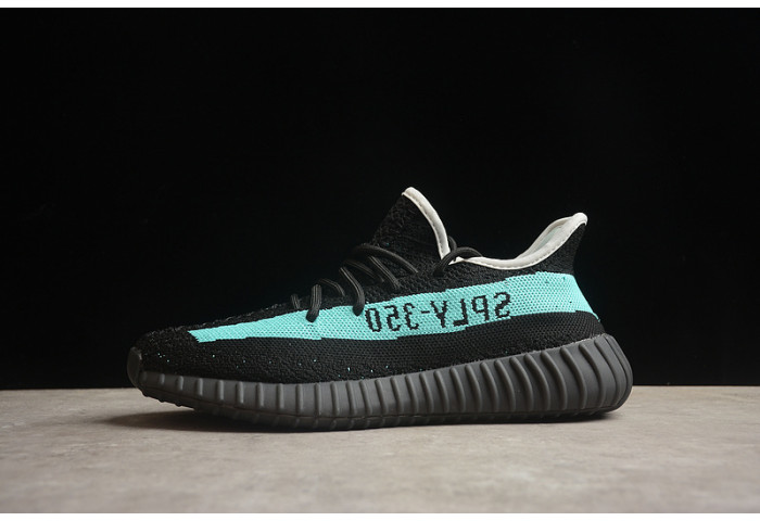 Y**zy boost 350 v2  tf1382