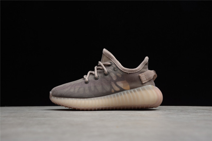 Y**zy boost 350 v2 mono mist gw2871