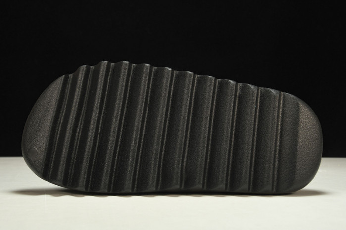 Y**zy slide“resin” hq6448