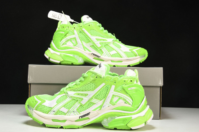 Ba*len*cia*ga track trainer  btt-072