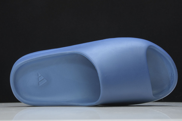 Y**zy slide fv7374