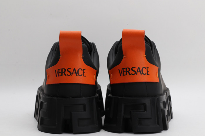 versac*e  vc-18