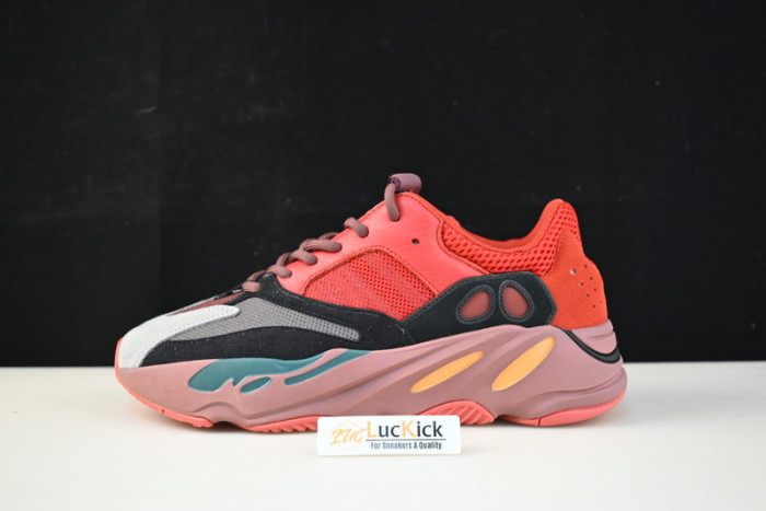 Y**zy boost  700 “hi-res red”  hq6979
