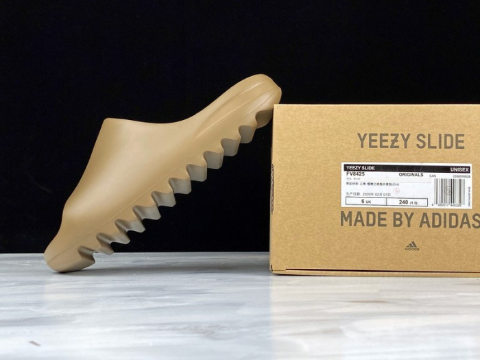 Y**zy slides 