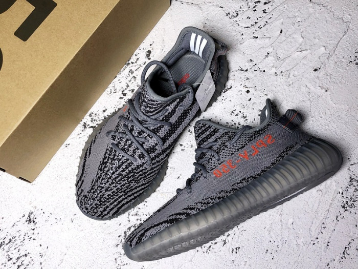 Y**zy boost 350 v2 beluga 2.0 ah2203