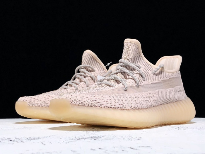 Y**zy boost 350 v2 synth (reflective) fv5666