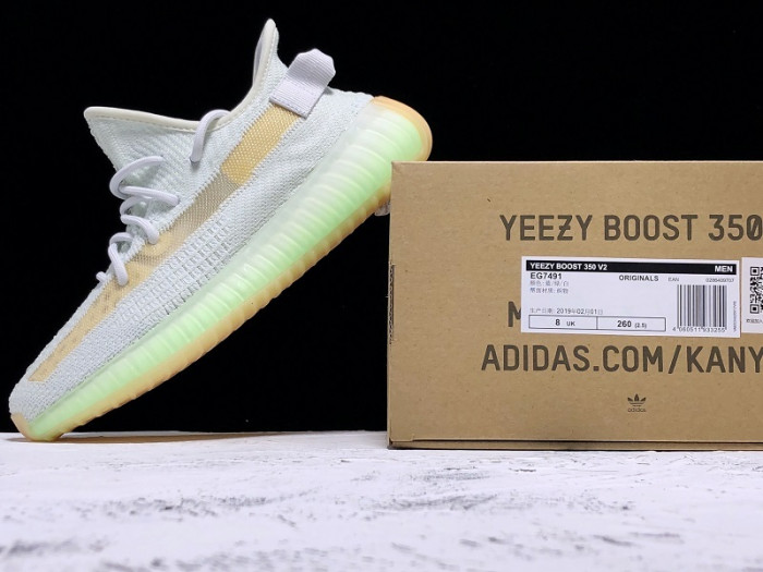 Y**zy boost 350 v2 hyperspace eg7491