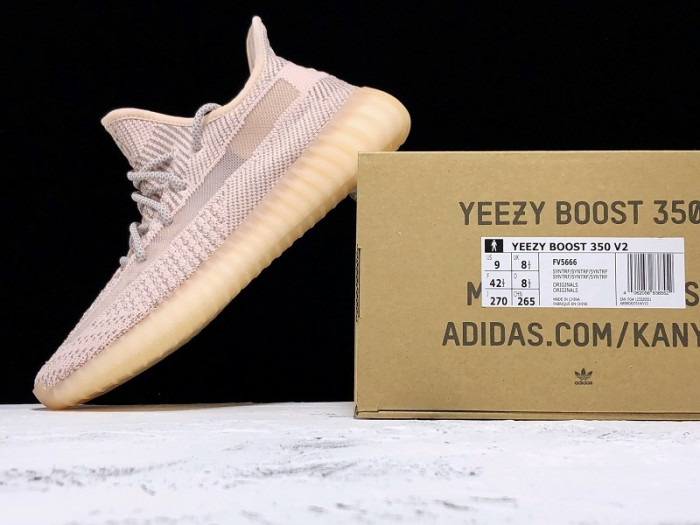 Y**zy boost 350 v2 synth (reflective) fv5666