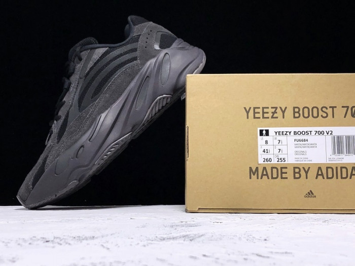 Y**zy boost 700 v2 vanta fu6684