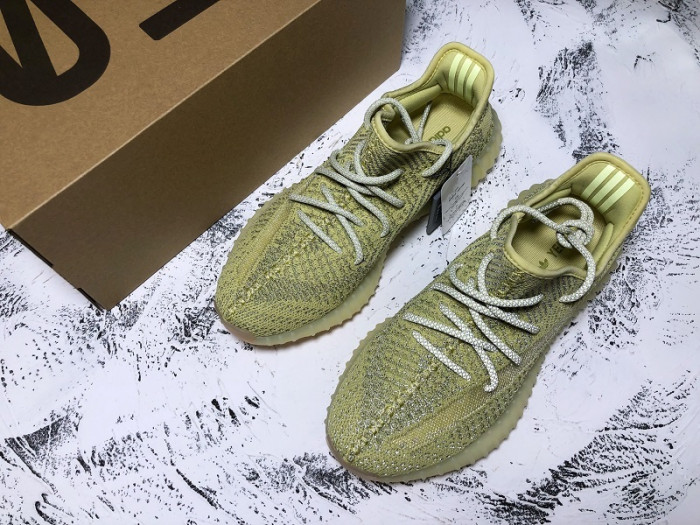 Y**zy boost 350 v2 antlia (reflective) fv3255