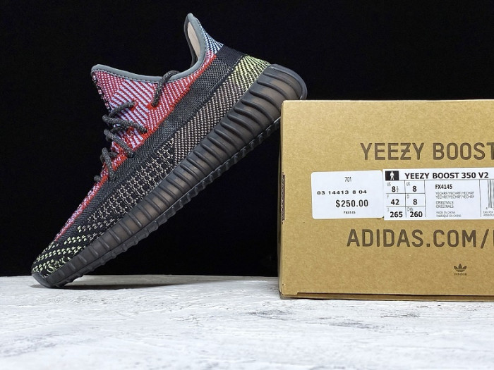 Y**zy boost 350 v2 yecheil (reflective)  fx4145