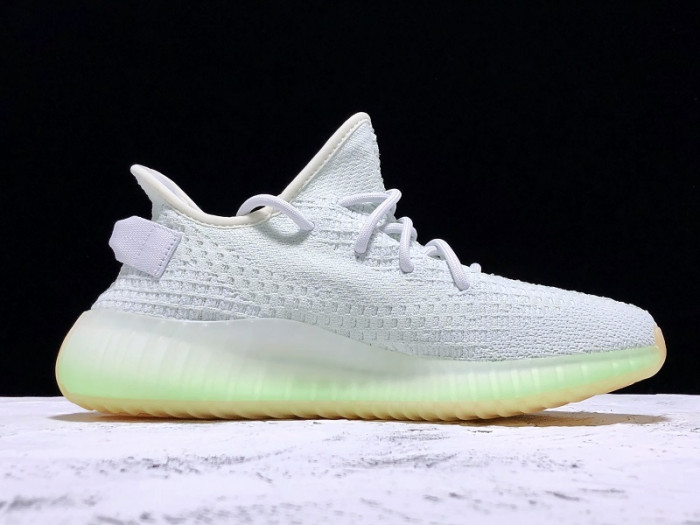 Y**zy boost 350 v2 hyperspace eg7491