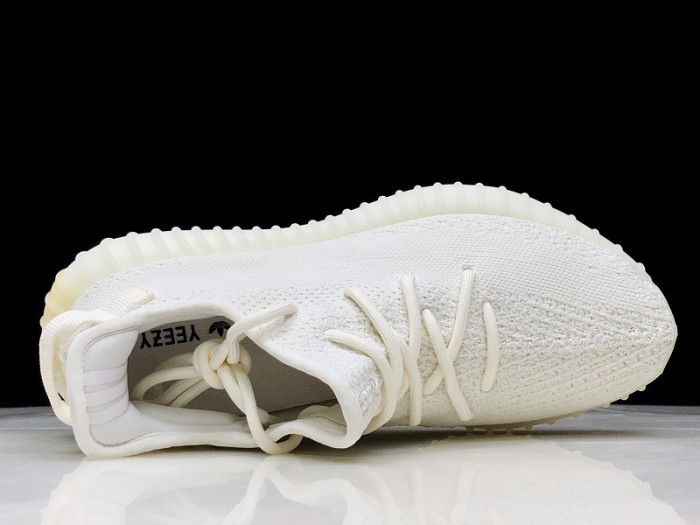 Y**zy boost 350 v2 cream  cp9366
