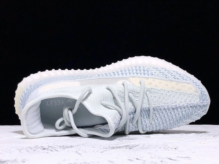 Y**zy boost 350 v2 cloud white (non-reflective) fw3043