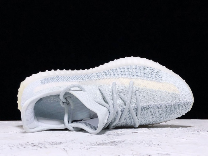 Y**zy boost 350 v2 cloud white (reflective) fw5317