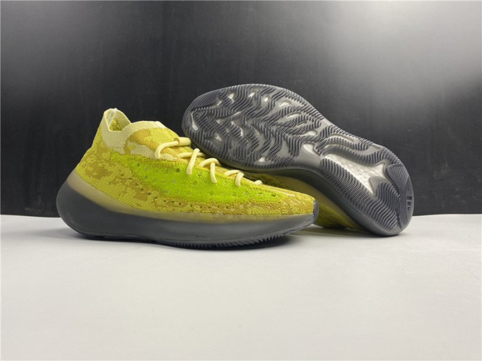 Y**zy boost 380 “hylte glow” fz4990