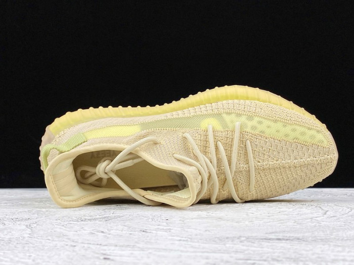Y**zy boost 350 v2 flax fx9028