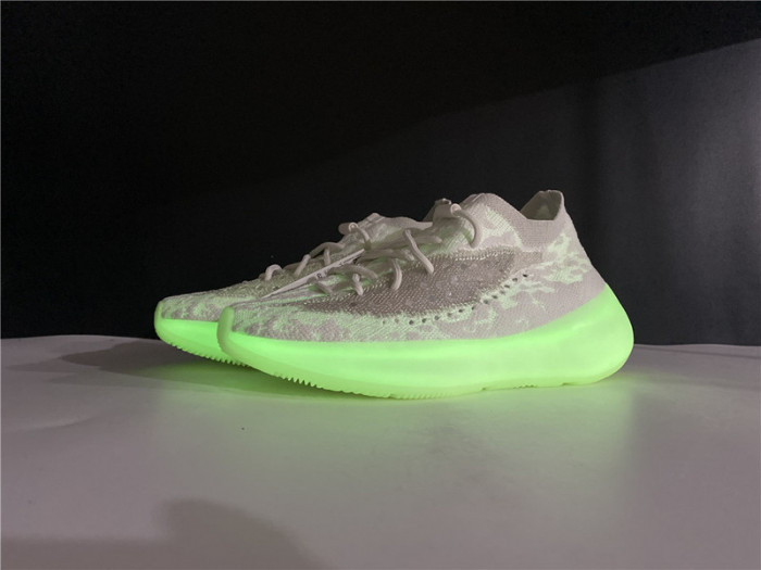 Y**zy boost 380 calcite glow gz8668