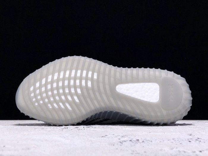 Y**zy boost 350 v2 beluga 2.0 ah2203