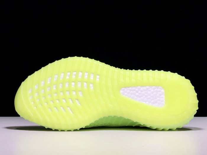 Y**zy boost 350 v2 glow eg5293