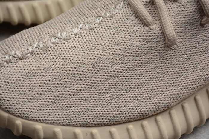 Y**zy boost 350 oxford tan aq2661