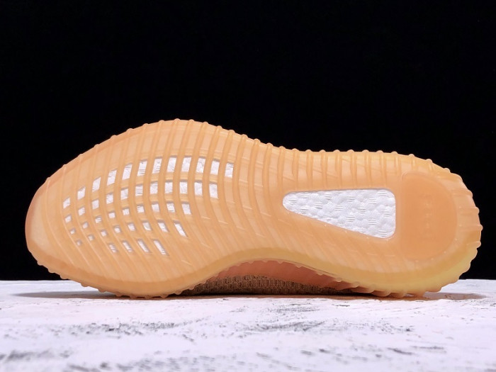 Y**zy boost 350 v2 clay eg7490