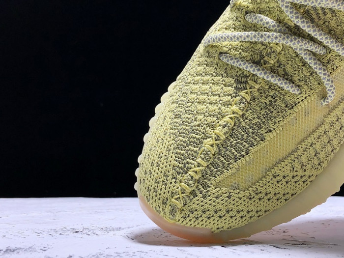 Y**zy boost 350 v2 antlia (reflective) fv3255