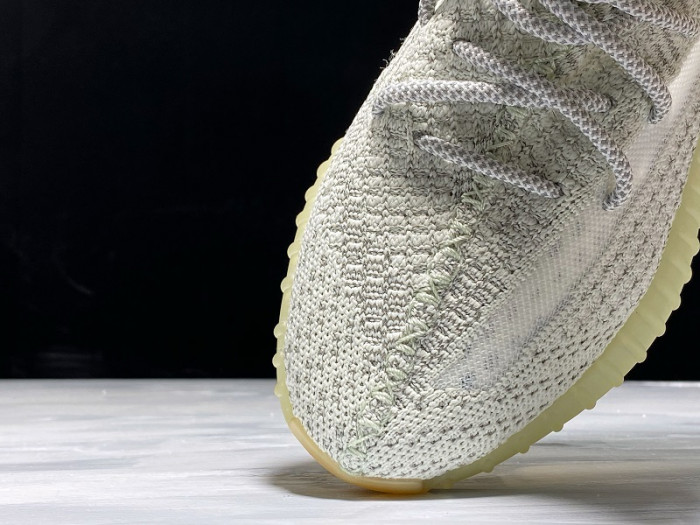 Y**zy boost 350 v2 yeshaya (reflective) fx4349
