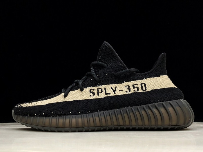 Y**zy boost 350 v2 core black white by1604