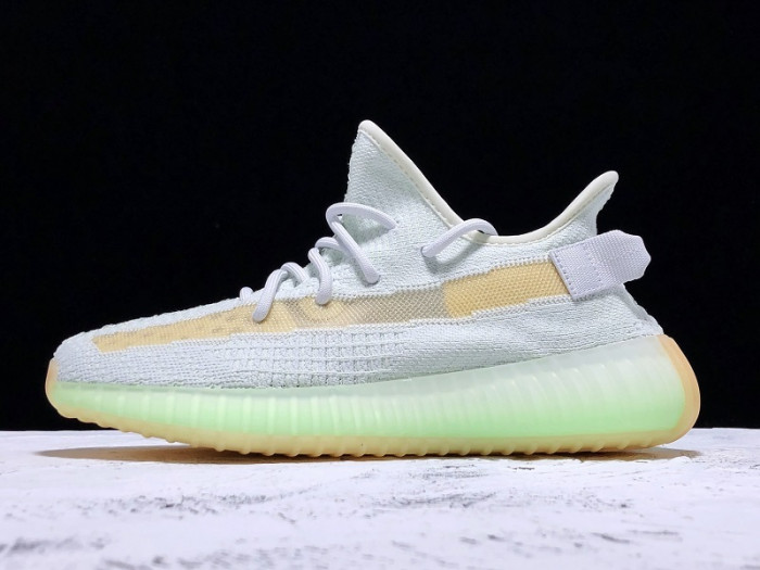 Y**zy boost 350 v2 hyperspace eg7491