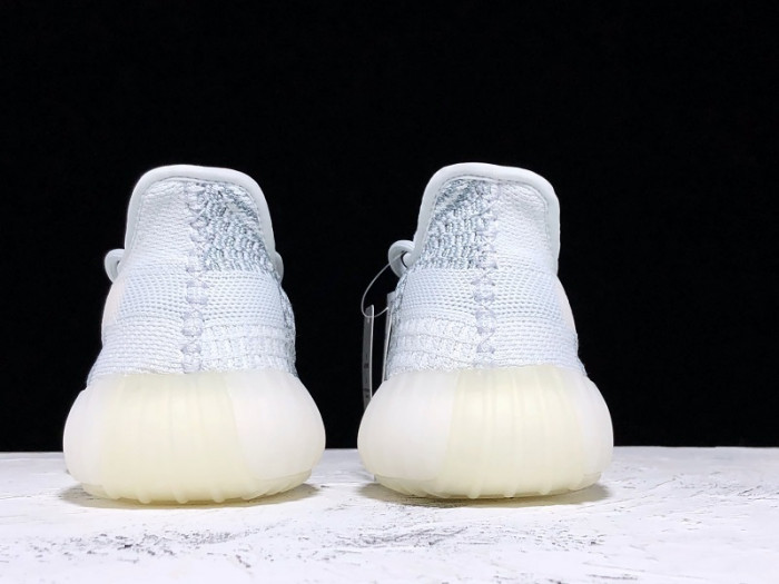 Y**zy boost 350 v2 cloud white (reflective) fw5317