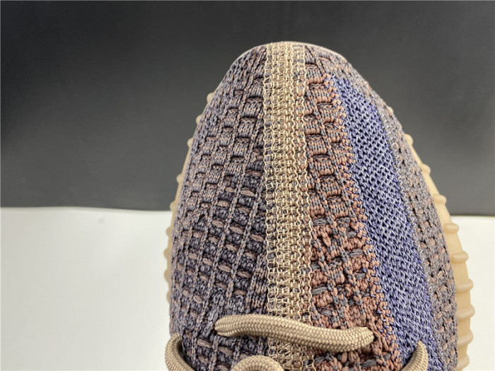 Y**zy boost 350 v2 “fade” h02795