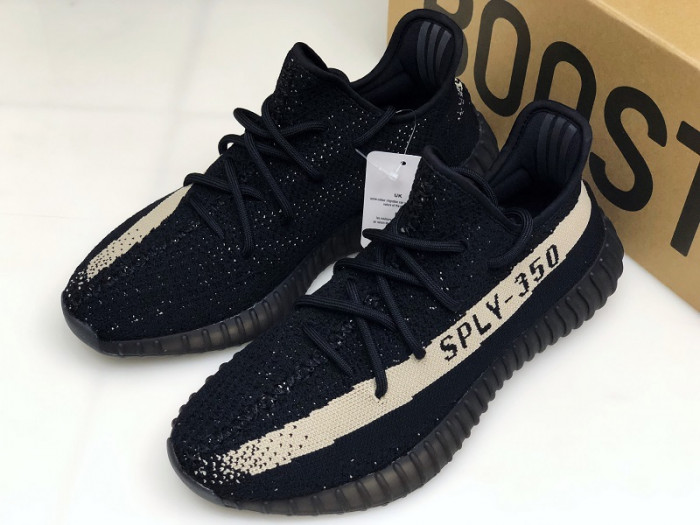 Y**zy boost 350 v2 core black white by1604