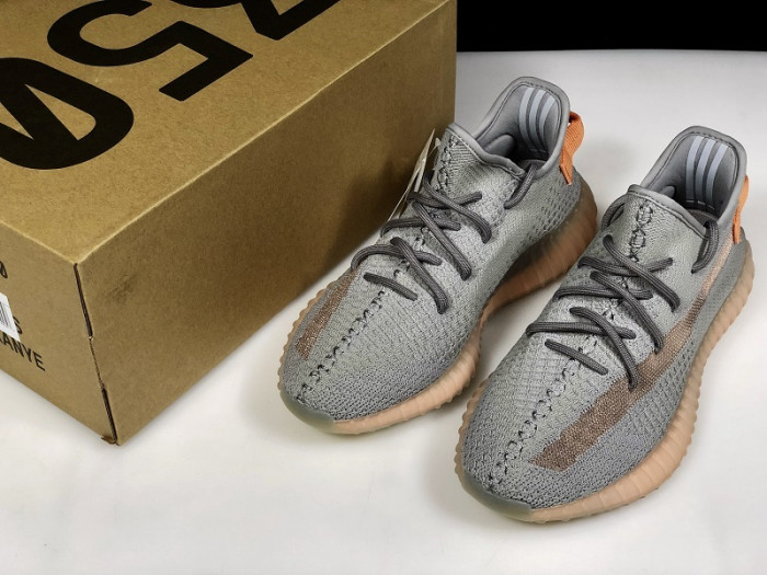 Y**zy boost 350 v2 trfrm eg7492