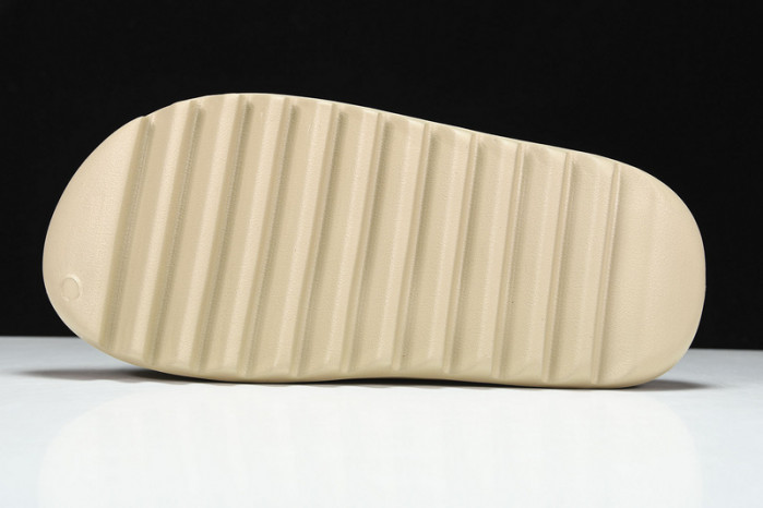 Y**zy slides 