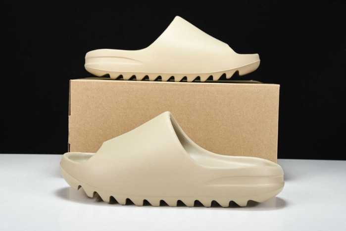 Y**zy slides 