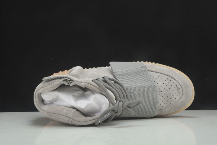 Y**zy 750 boost light grey gum glow dark bb1840