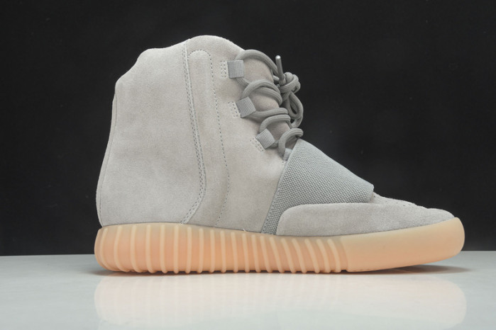 Y**zy 750 boost light grey gum glow dark bb1840