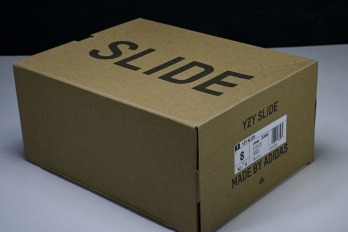 Y**zy slide id5480