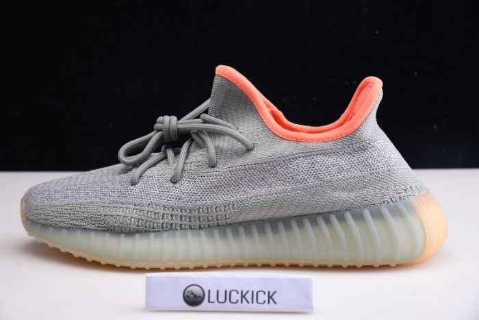 Y**zy boost 350 v2 desert sage fx9035