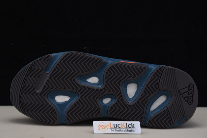 Y**zy boost 700 sea blue gz2002
