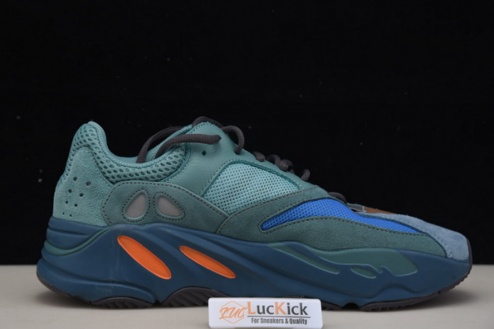 Y**zy boost 700 sea blue gz2002