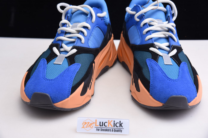 Y**zy boost 700 “bright blue” gz0541